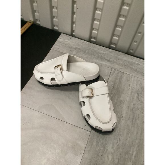 Grenson Women's Sandal Dotty Fisherman Flat White Rubberized Leather Size 7D